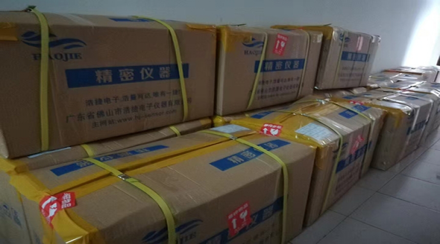 Pack and wait for loading, shipping time